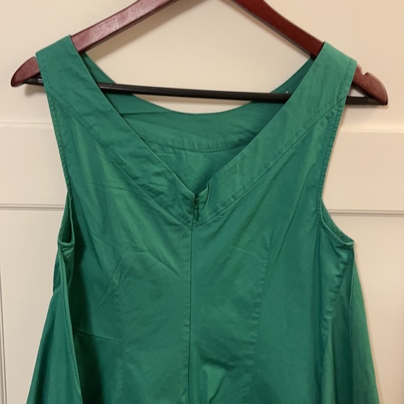 Twist front with zipper in back top - Picture 3 of 4